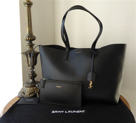 yves saint laurent shopper schwarz|ysl paniers and totes sale.